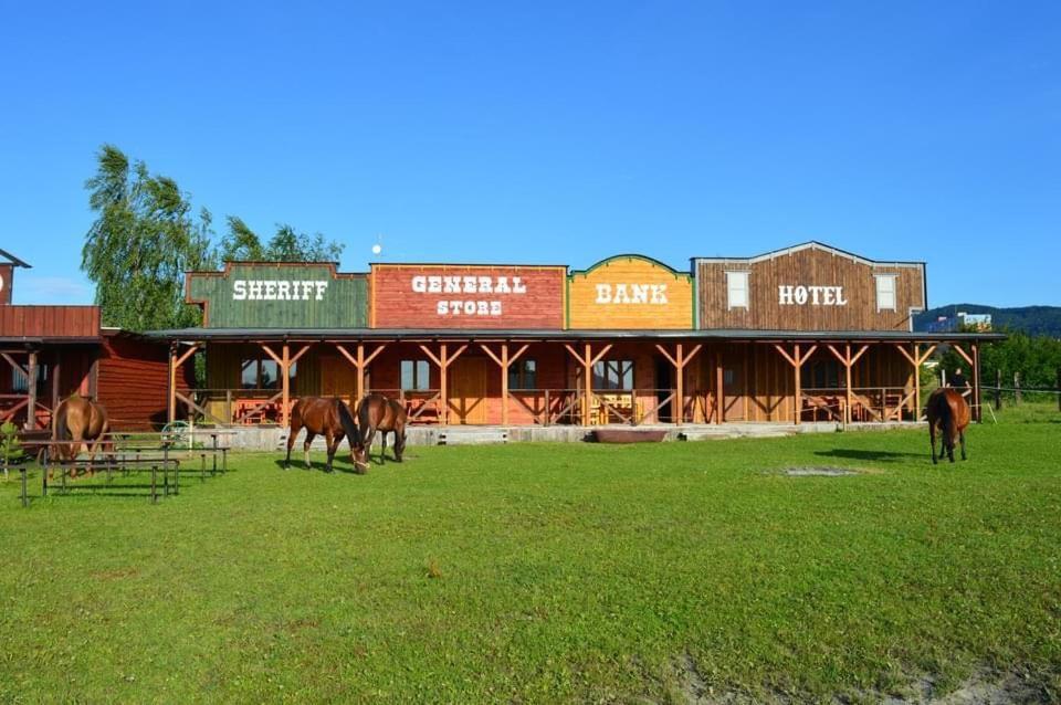 Bubla City Ranch Kopřivnice Exteriör bild